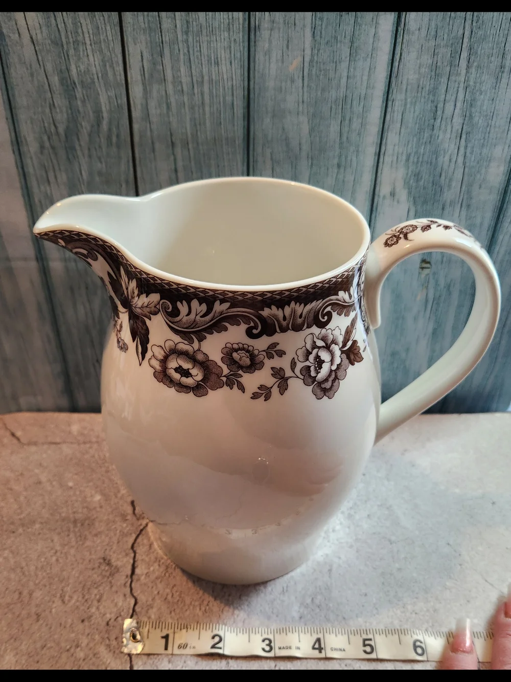 Spode Delamere Brown 56 Oz Pitcher